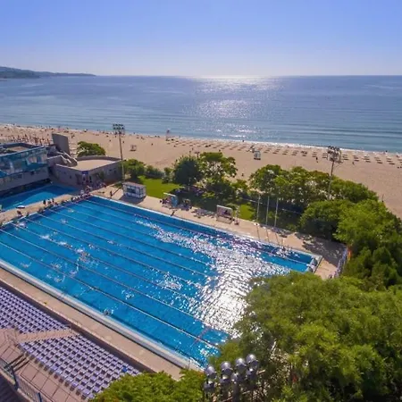 Boho Chic Nearby The